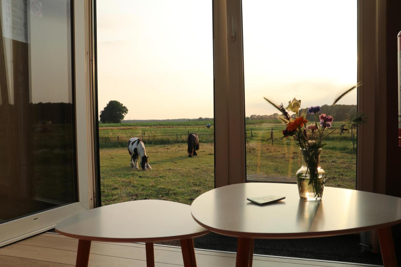Slapen Tussen De Paarden Hotel Essen Екстериор снимка
